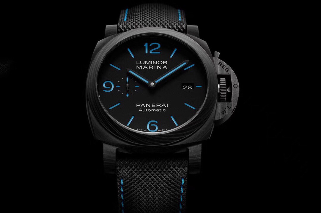 VS/파네라이 PAM1661 44MM