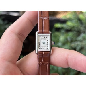 까르띠에 탱크 TANK LOUIS Mini