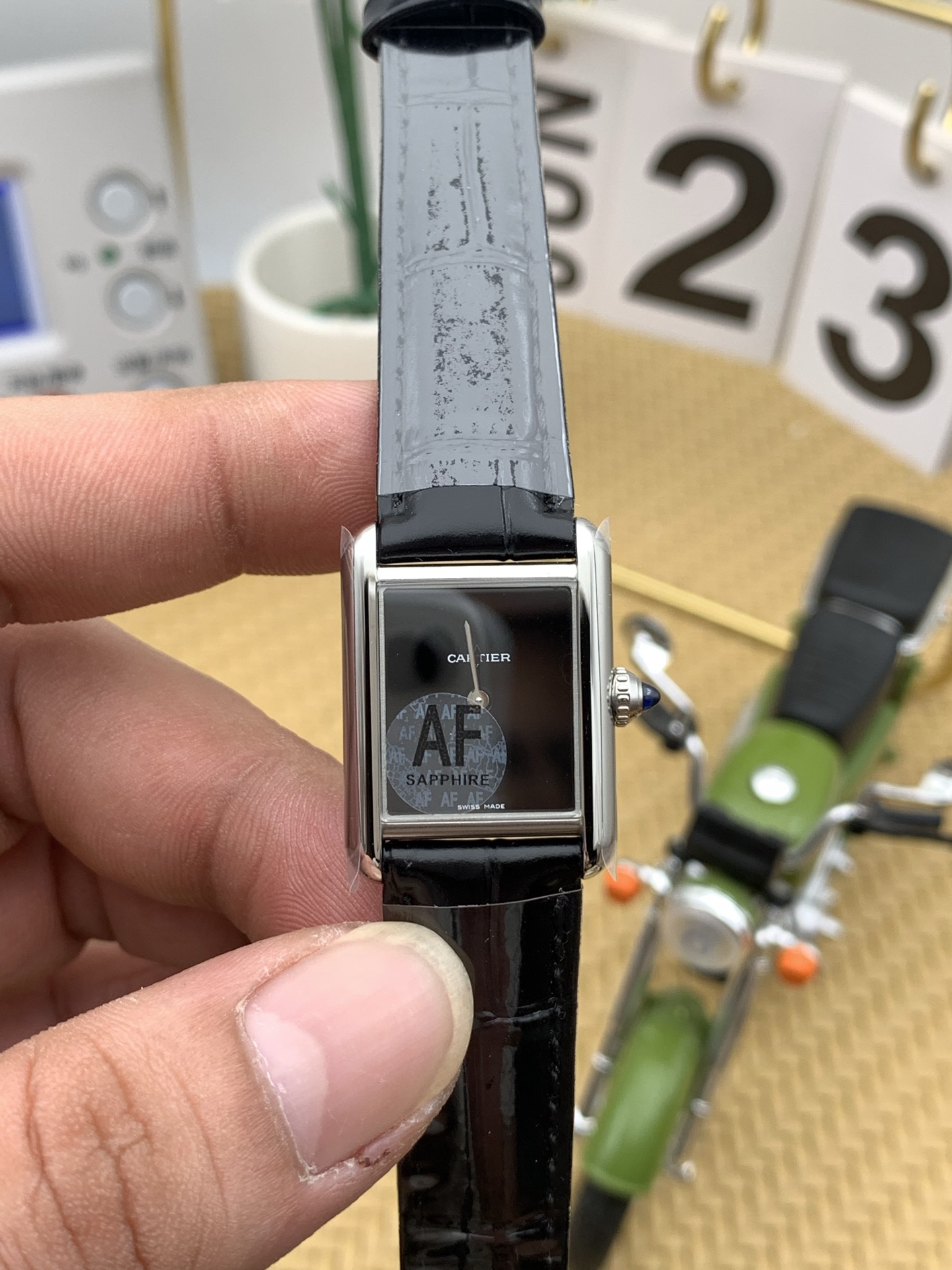 AF/까르띠에 탱크 Tank Must Small