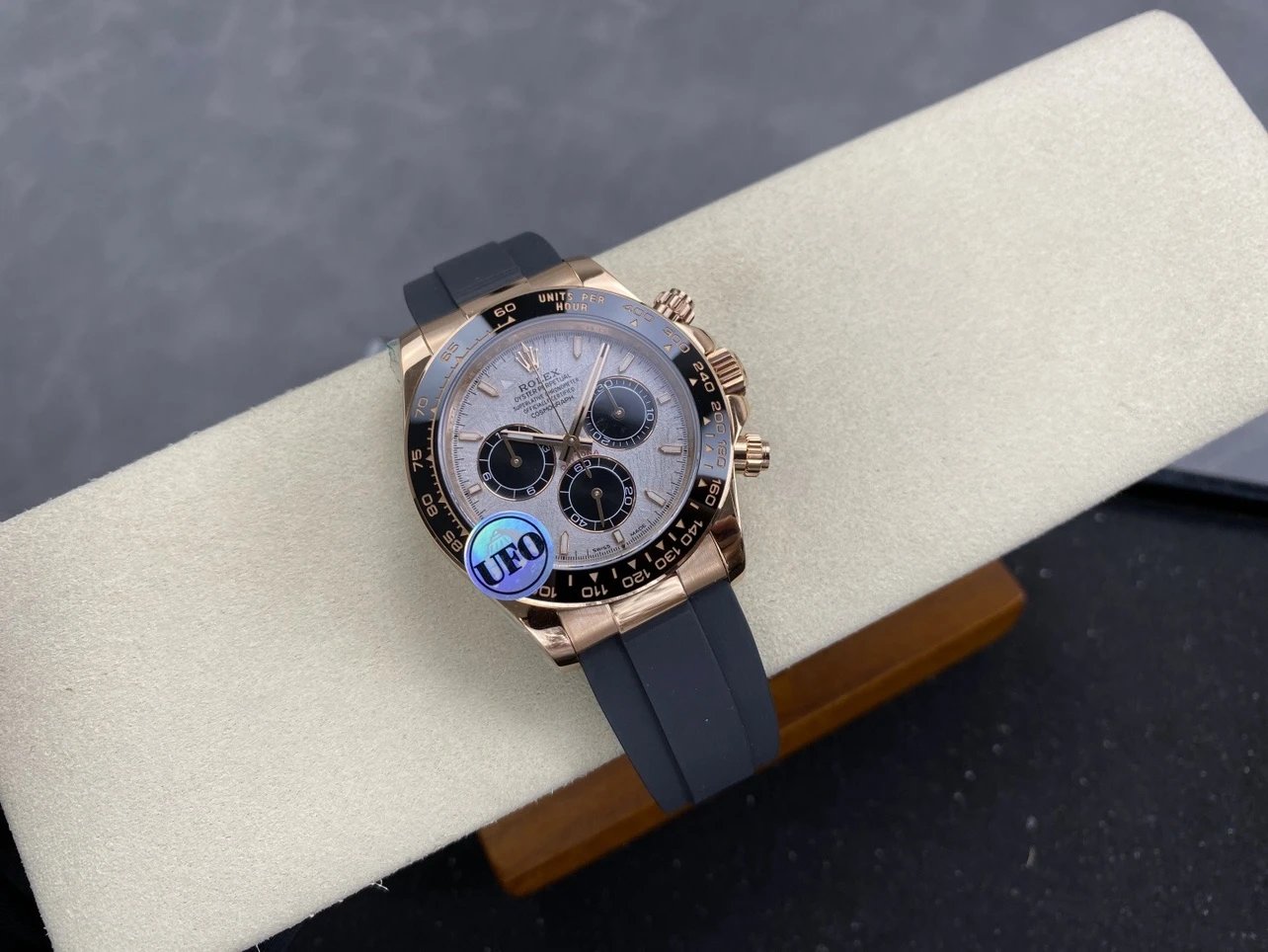 UFO/롤렉스 데이토나 4131 메테오라이트