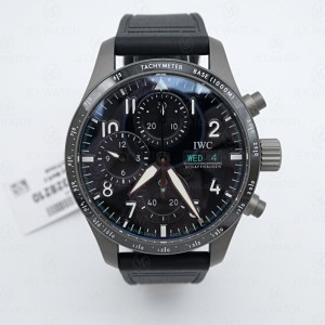 BLS / IWC 파일럿 워치 퍼포먼스 41 메르세데스 AMG 페트로나스 포뮬러 원