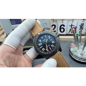 BLS/ 브라이틀링 어벤저 GMT 45 나이트미션 V32395